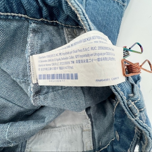 Forever 21 Quilt Pattern Mini Denim Jean Skirt Size 27 Women’s - Picture 10 of 10